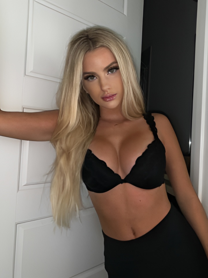 Индивидуалка Анна, доступна для личного знакомства от 10000 руб