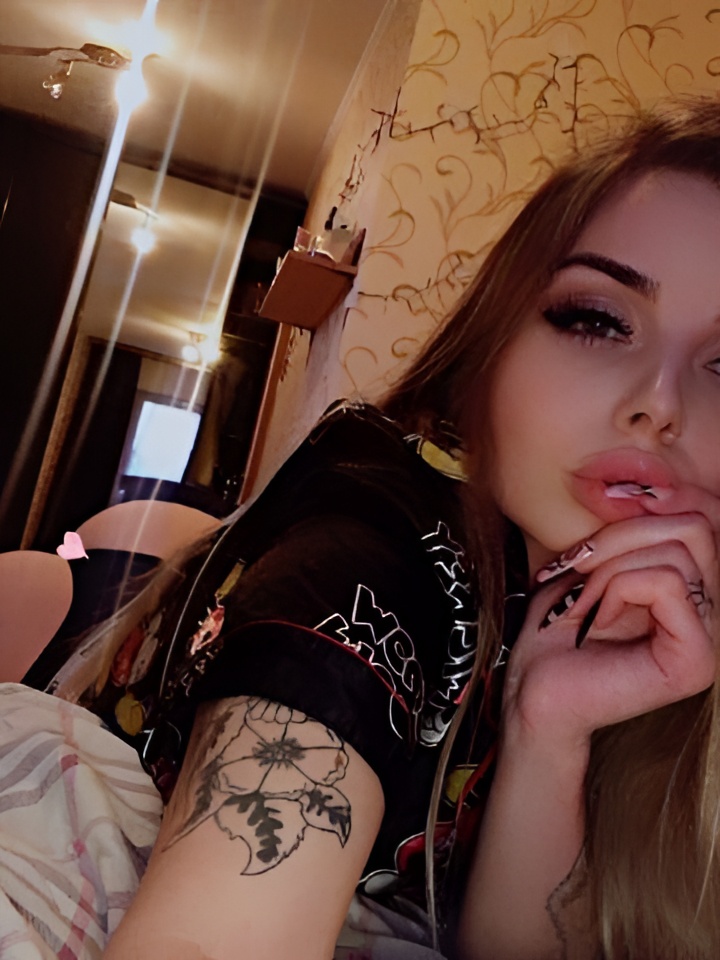 Вероника привлекальеная девушка из Мелеуза цена от 10000 руб