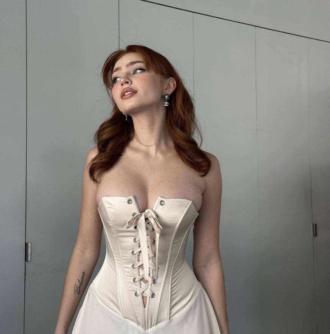 Анита привлекальеная девушка из Мелеуза цена от 3000 руб