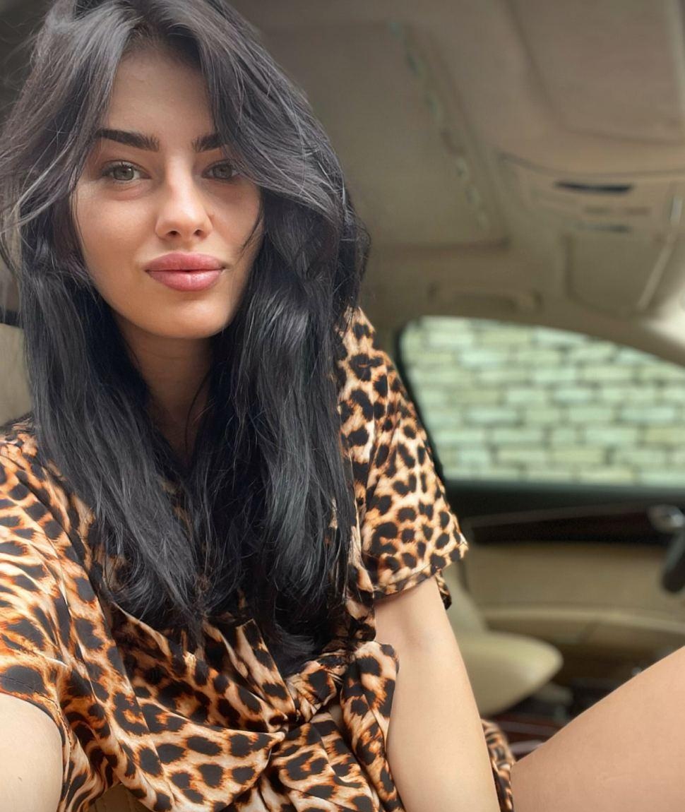 Регина привлекальеная девушка из Мелеуза цена от 11000 руб