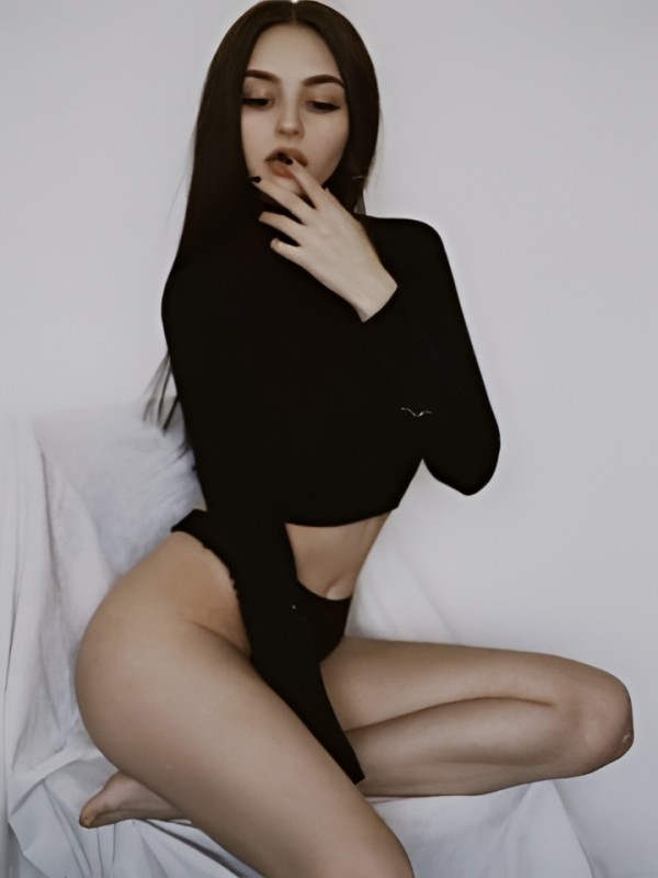 Дарина привлекательная девушка из Мелеуза цена от 5000 руб