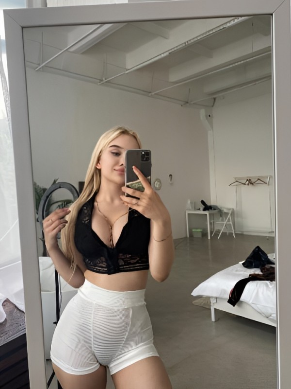 Виктория привлекательная девушка из Мелеуза цена от 5000 руб