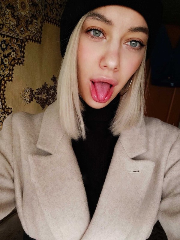 Света привлекательная девушка из Мелеуза цена от 3500 руб